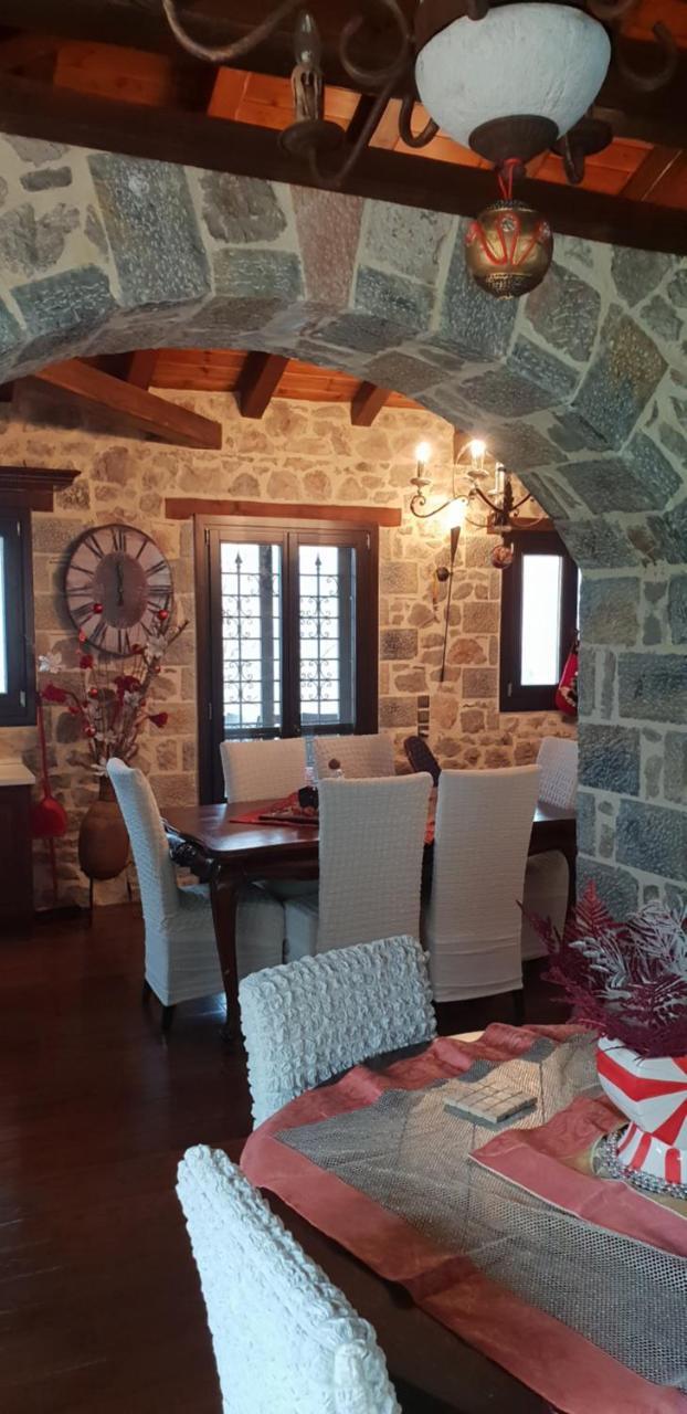 Mountain Villa Graviá エクステリア 写真