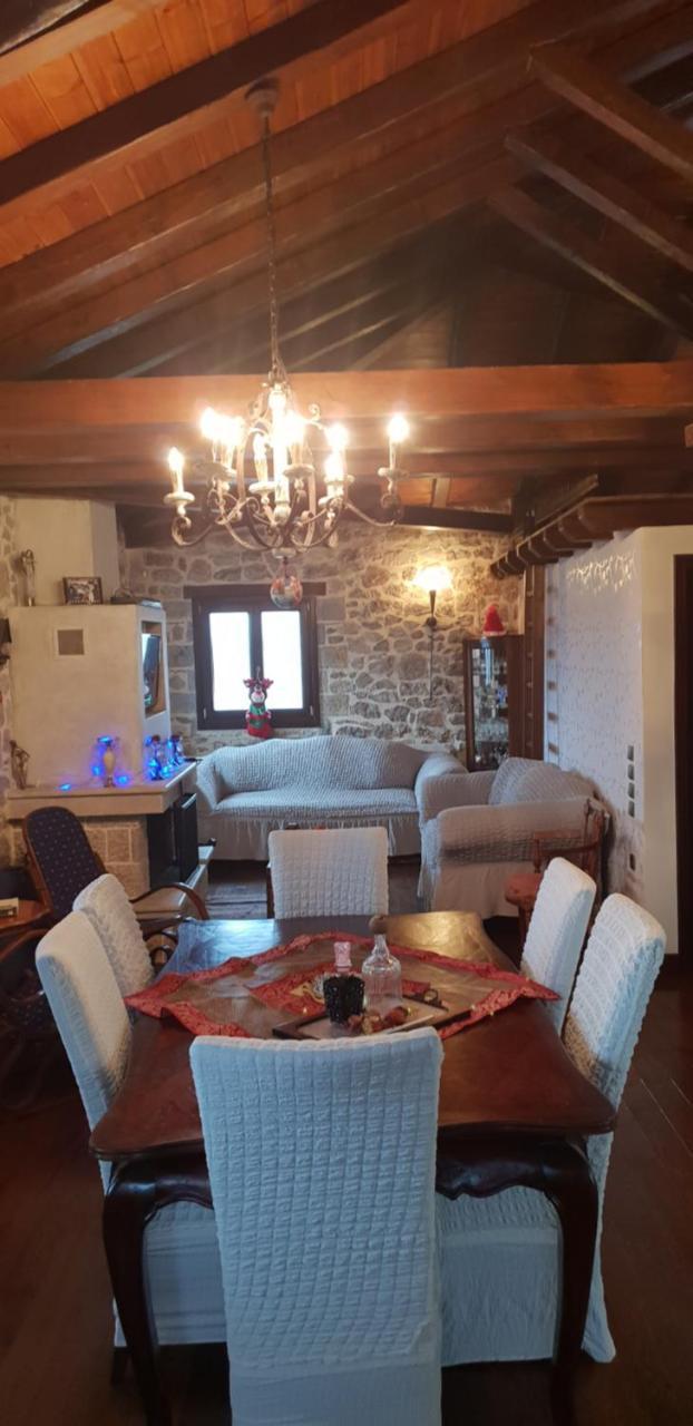 Mountain Villa Graviá エクステリア 写真